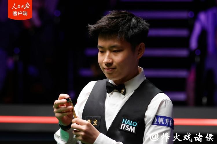 赵心童10-6张安达 首夺斯诺克世界大奖赛冠军 赵心童10-6张安达 首夺斯诺克世界大奖赛冠军