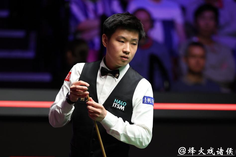 赵心童10-6张安达 首夺斯诺克世界大奖赛冠军 赵心童10-6张安达 首夺斯诺克世界大奖赛冠军