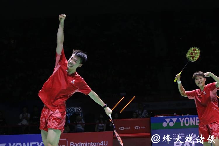 亚洲羽毛球团体锦标赛男团小组赛:中国队3-2战胜泰国 亚洲羽毛球团体锦标赛男团小组赛:中国队3-2战胜泰国